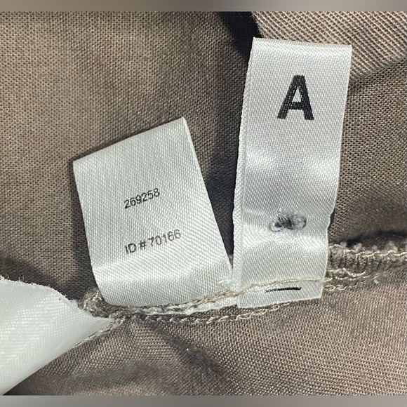 Ann Taylor Loft Brown Chino Shorts, Size 4, 100% Cotton, Mid-rise, Pockets - Picture 5 of 8